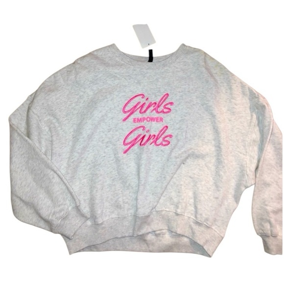H&M Sweaters - H&M Crop Top Sweater/Sweatshirt with Motif